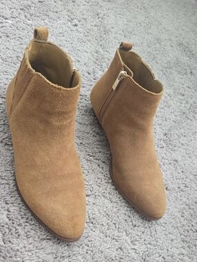 Ivanka Trump Suede Ankle Booties in Camel Brown